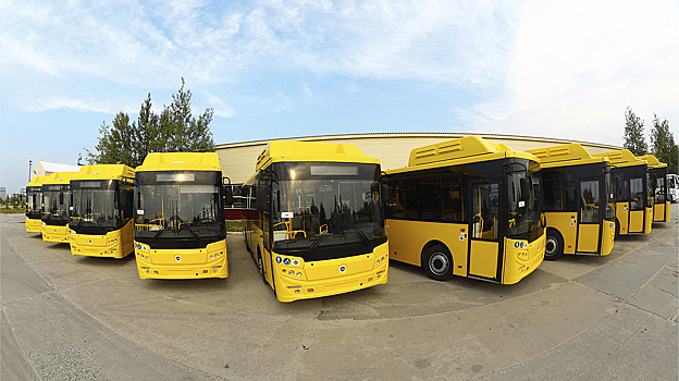 В Ноябрьске определили лучших водителей автобусов