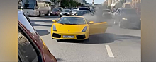 Стало известно имя хозяина желтой Lamborghini, загоревшейся во время движения в Москве