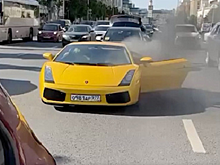 Стало известно имя хозяина желтой Lamborghini, загоревшейся во время движения в Москве