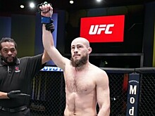 Фахретдинов установил новый рекорд UFC. Иностранцы находятся под большим впечатлением от его выступления