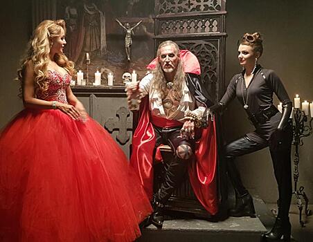 Дракула Джигурда и известный Тик-Токер для 318-летней невесты: кто стал героем нового клипа Анны Калашниковой «Обезоружил»