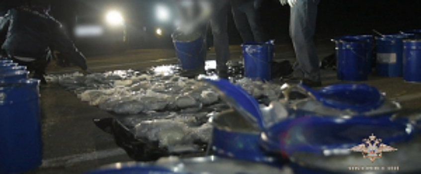 В Забайкальском крае полицейские задержали подозреваемого в покушении на сбыт крупной партии синтетического наркотика на территории Дальневосточного федерального округа