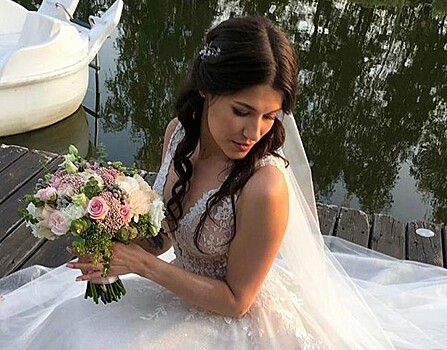 «Ты замужем теперь»: Ирина Круг показала фото со свадьбы дочери