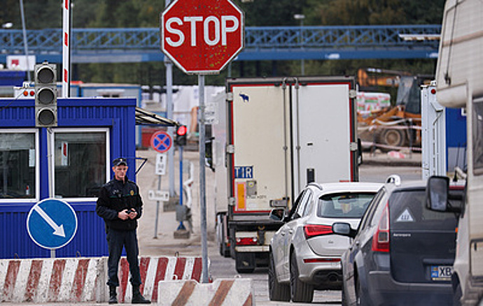 В Минске заявили, что Латвия и Литва вербуют граждан на границе