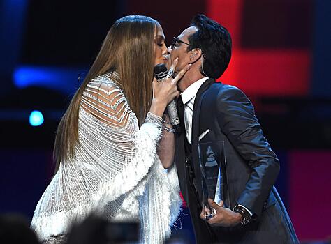 Дженнифер Лопес откровенно призналась, что ни один супруг никогда по-настоящему её не любил