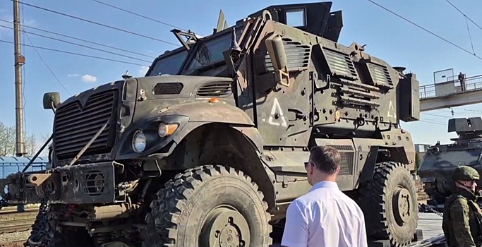 В Калугу привезли трофеи из зоны СВО