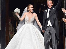 Бедная невеста: 46-килограммовое свадебное платье стоимостью $900 тысяч