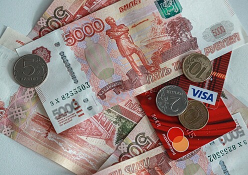 Мошенники обманули дипломата на шесть млн рублей
