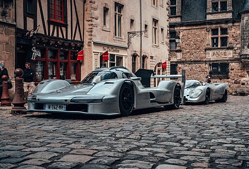 Роджер Пенске получил эксклюзивный «гиперкар» Porsche