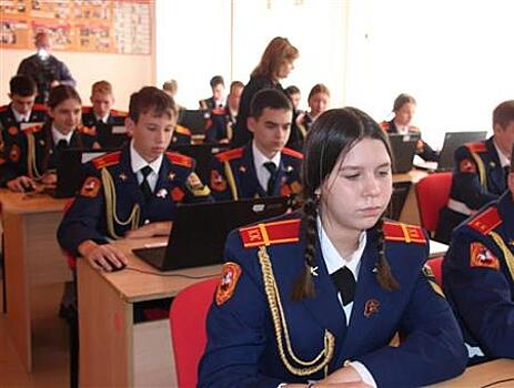 Более 45 тысяч самарских школьников приняли участие во всероссийской олимпиаде "Безопасные дороги"