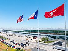 Акционеры обвинили Tesla и Илона Маска в мошенничестве после провала испытаний роботакси