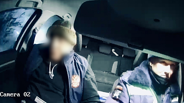 Автоинспекторы Муравленко спасли водителя на трассе