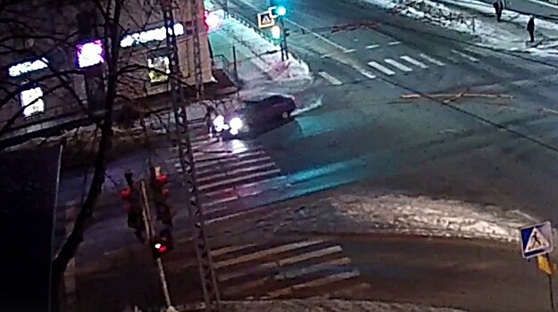 Установлен водитель, который сбил женщину на пешеходном переходе в Петрозаводске и скрылся
