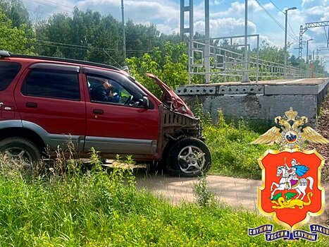 Поезд столкнулся с автомобилем в Орехово-Зуевском городском округе