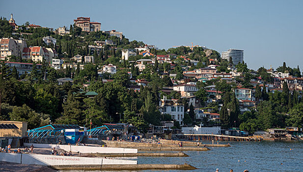 Социологи выяснили, сколько россиян хотели бы летом отдохнуть в Крыму