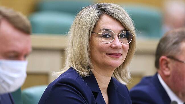 Россиянам рассказали о самой короткой рабочей неделе года