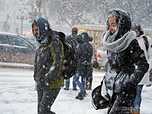Жителей Челябинска призвали отказаться от поездок из-за снегопада