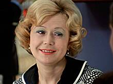 Немоляева раскрыла, как потратила деньги за фильм «Служебный роман»