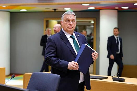 Bloomberg: посол США призвал Орбана отвернуться от РФ