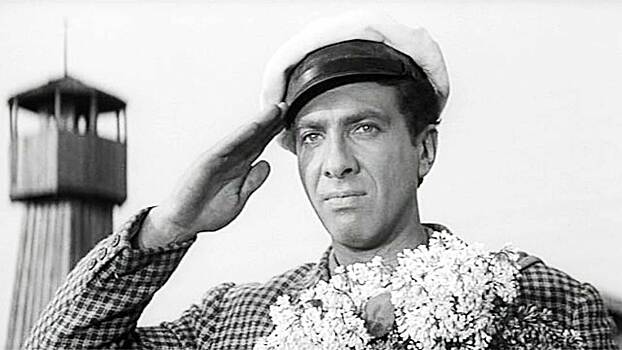 Как выглядит могила Сергея Юрского с «волшебным камнем» вместо памятника