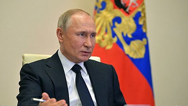 Путин назвал сотрудничество "Роснефти" и BP эффективным и успешным