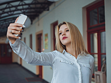 Селфи на рабочем месте может обернуться увольнением. В каких случаях — раскрыл юрист