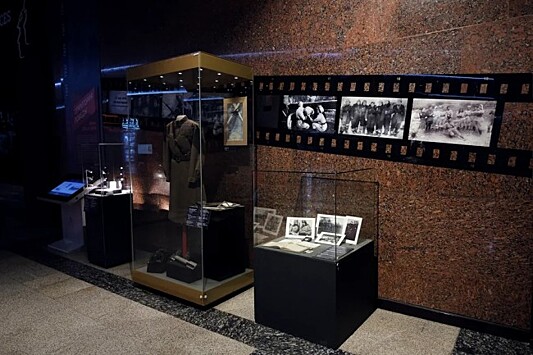 В Музее Победы открылась выставка, посвящённая женскому авиаполку