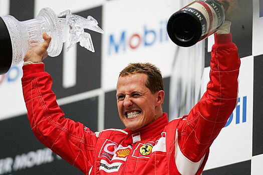 СМИ назвали Михаэля Шумахера лучшим гонщиком в составе Ferrari