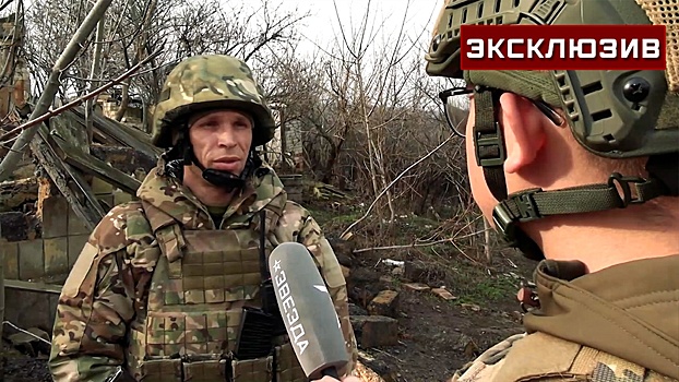 Боец ВС РФ по «открытке» эвакуировал парализованную женщину из Отрадного