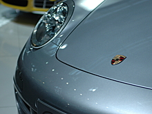 Porsche Exclusive представил специальный Cayman S