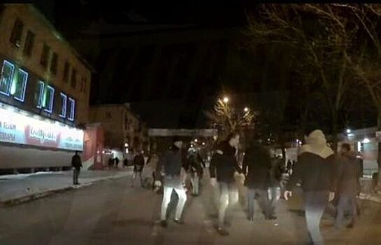 Массовая драка во Владивостоке попала на видео