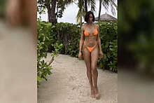 Модель Валентина Иванова снялась в купальнике на Мальдивах