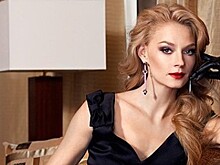 Актриса Светлана Ходченкова продемонстрировала растяжку на пилоне