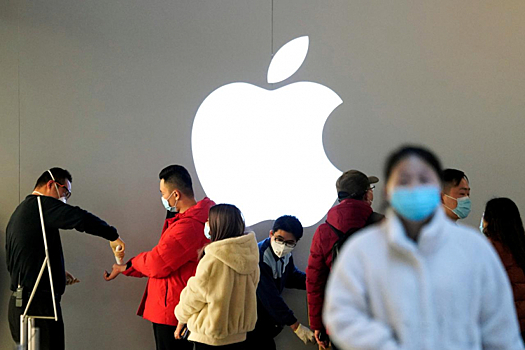 Заводы работают, но спроса нет: что ждет Apple