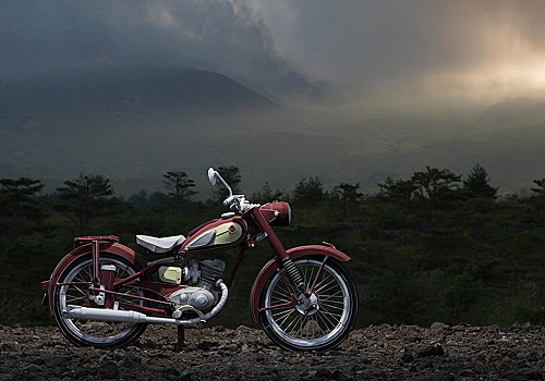 Yamaha предложила собрать полуметровый мотоцикл из бумаги