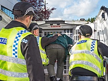 Daily Mail: тысячи преступников в Британии избежали наказания после извинений