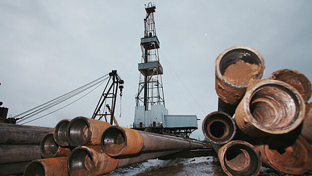 Названы три причины низких цен на нефть