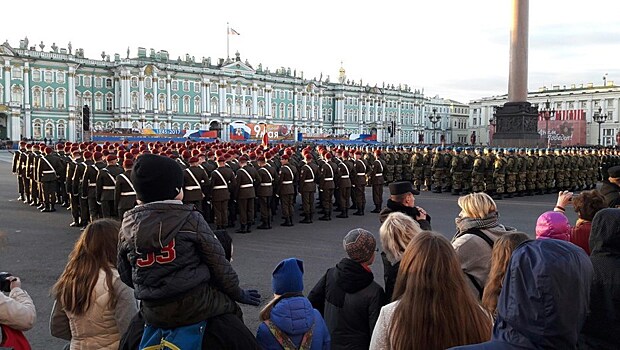 Генеральная репетиция Парада Победы проходит в Москве