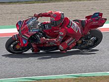 Марк Маркес выиграл гонку MotoGP ГП Италии, Алекс Маркес — 2-й, Ди Джаннантонио — 3-й