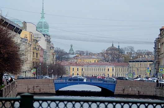 Исторический особняк на Английской набережной продают в Петербурге: сколько он стоит