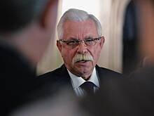 Первый и последний вице-президент России перечислил три рефлекса россиян