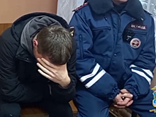 Костромские полицейские задержали лихача, который, пытаясь скрыться, врезался в машину ДПС