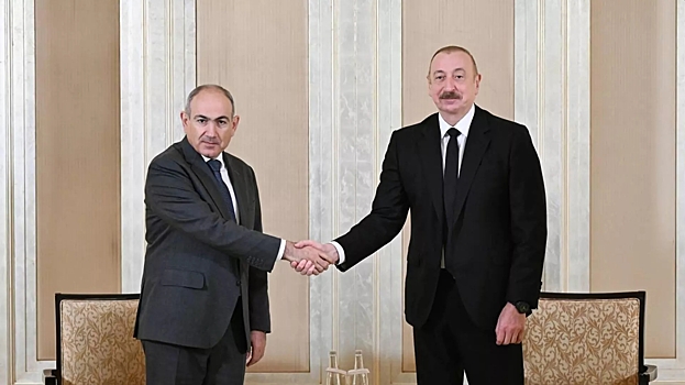 Главы МИД Армении и Азербайджана созвонились