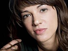 Поклонники шеф‐повара Энтони Бурдена обвинили в его смерти итальянскую актрису