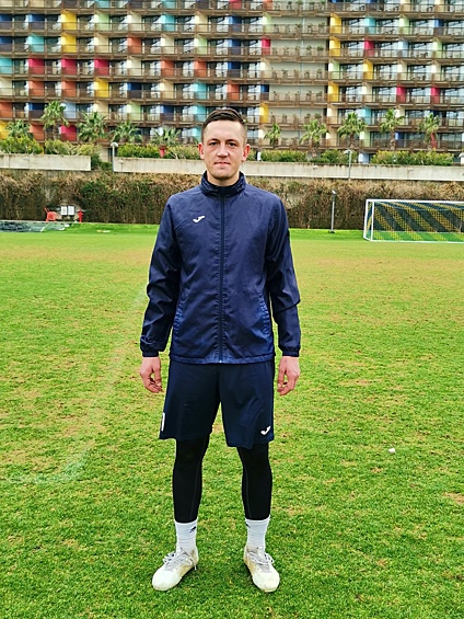 Затем выступал за екатеринбургский «Урал», латвийскую «Ригу», омский «Иртыш».  С 2020 года защищает цвета пермского футбольного клуба «Звезда».