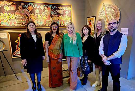 Посольство Шри-Ланки представило работы мастеров на выставке «АРТ МИР»