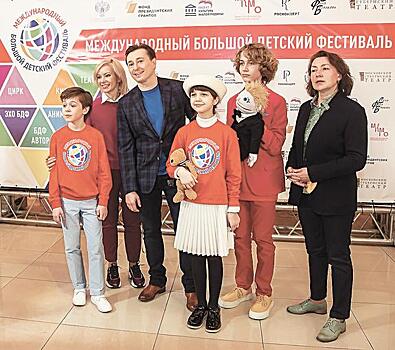 Фестиваль "Виват кино России!" пройдет в Петербурге в мае