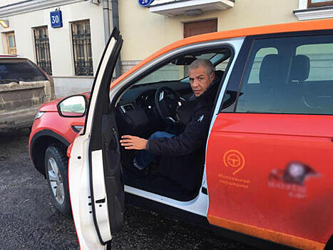 Звезда «Такси» Сами Насери протестирует московский каршеринг