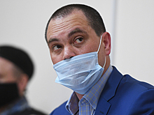 Суд приговорил бывших адвокатов Навального* к 3,5-5,5 годам колонии