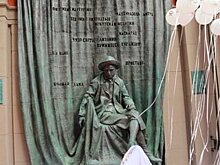 На Арбате открыли памятник Вахтангову